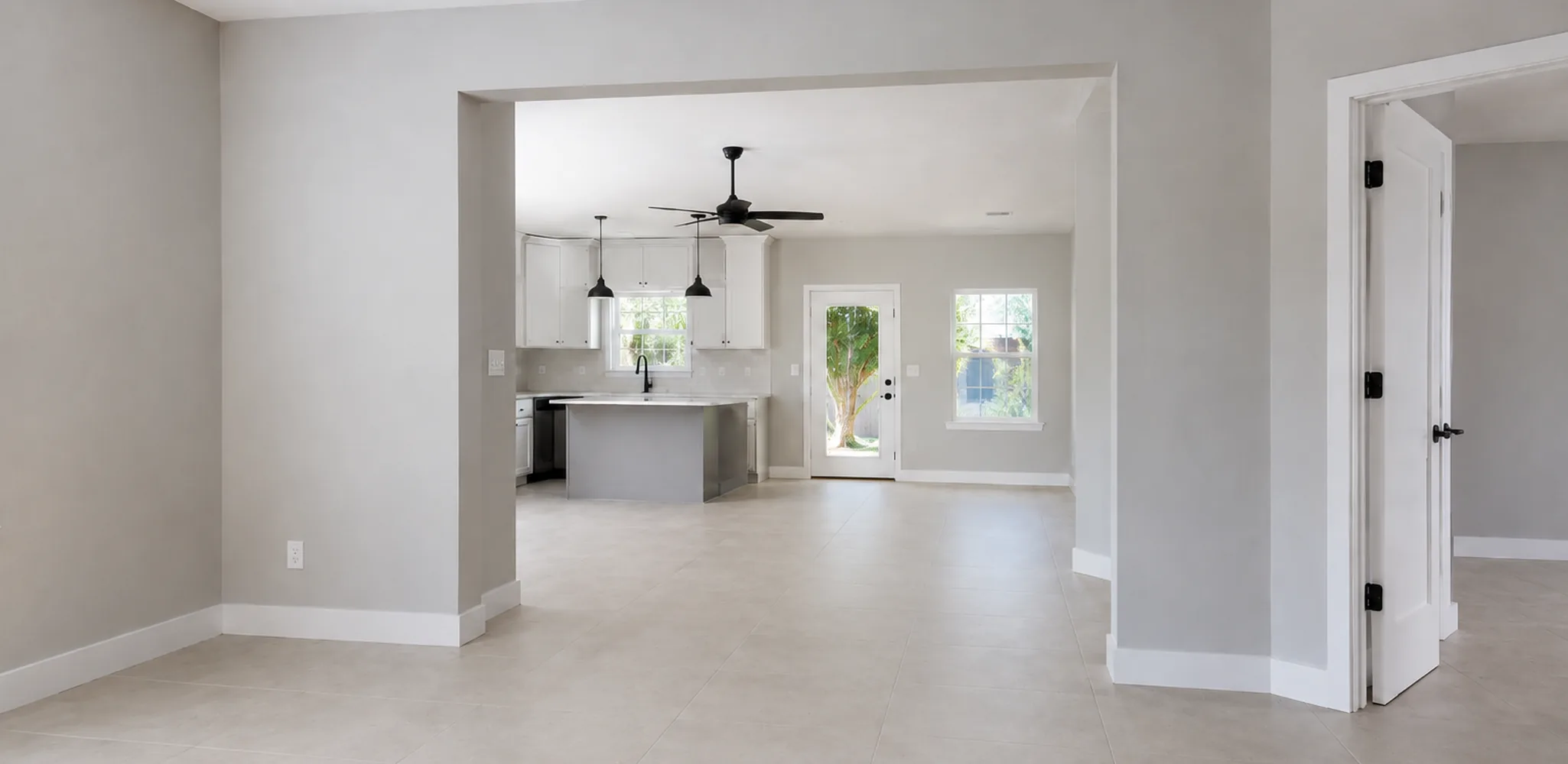 A finished bathroom remodel in a Tampa, FL home