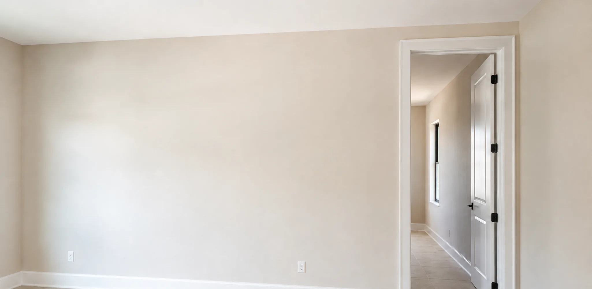 A freshly painted interior in a Tampa, FL home